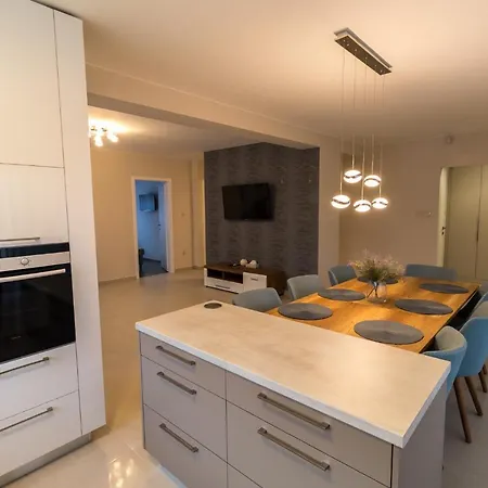 Thermal Lux Weninger Apartman Kiskunhalas Exterior photo